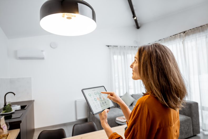 Cómo dar de alta la luz en tu nueva casa - CHC Energía
